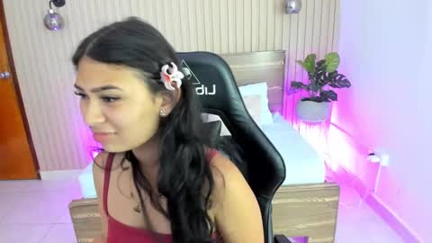 Melody  online show from February 22, 2025, 3:25 pm