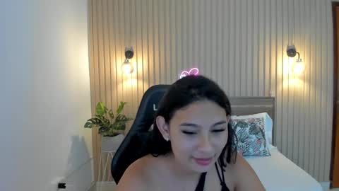 Melody  online show from March 8, 2025, 3:24 pm