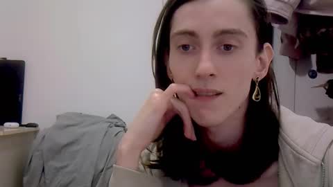 Melody online show from February 14, 2026, 6:37 pm