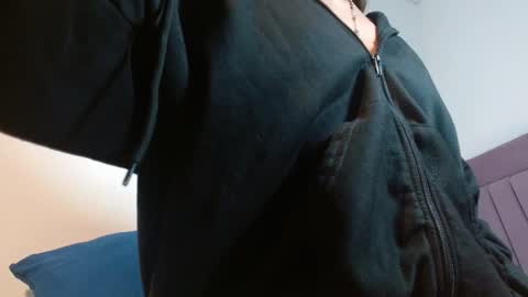 melody_mercy online show from March 1, 2025, 3:05 pm