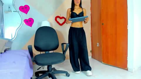 melody_mercy online show from April 21, 2026, 12:22 pm