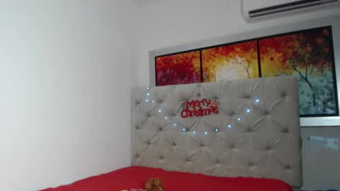 melody phillips online show from December 15, 2024, 11:53 pm