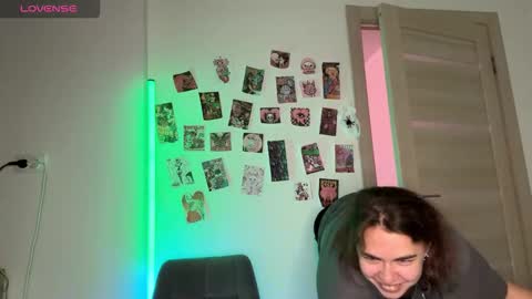 Snapshot of melody_song chatting on October 25, 2025, 10:12 am melody_song online show from October 25, 2025, 10:12 am