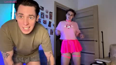 Snapshot of melody_song chatting on October 31, 2025, 10:05 am melody_song online show from October 31, 2025, 10:05 am