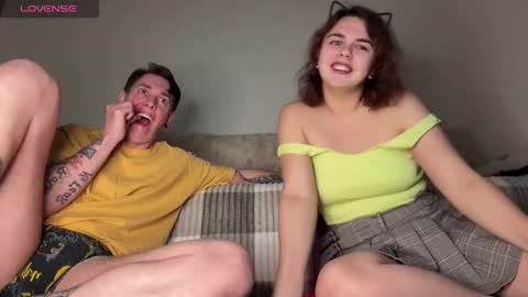 Snapshot of melody_song chatting on November 22, 2025, 10:36 am melody_song online show from November 22, 2025, 10:36 am