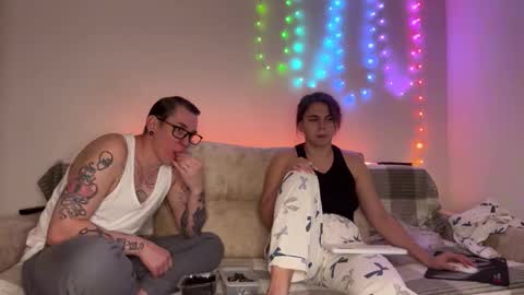 Snapshot of melody_song chatting on January 14, 2026, 11:49 am melody_song online show from January 14, 2026, 11:49 am