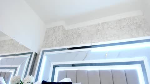 melodycharlotte online show from October 2, 2025, 12:23 pm