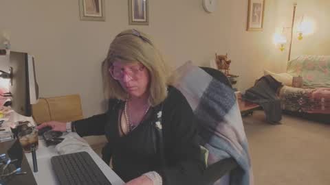 Melody online show from February 25, 2026, 6:06 pm