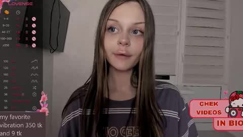 Snapshot of melonipinkbb chatting on September 9, 2025, 2:00 am MELONI online show from September 9, 2025, 2:00 am