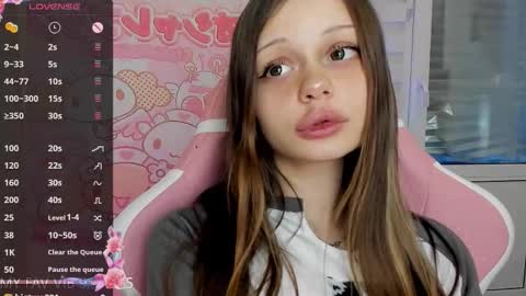 Snapshot of melonipinkbb chatting on February 12, 2026, 6:08 am MELONI online show from February 12, 2026, 6:08 am