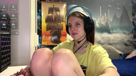 Hi Im Aria 18 years old online show from November 22, 2025, 1:10 pm