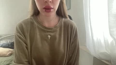 Melodie Sweet online show from November 16, 2025, 11:16 am