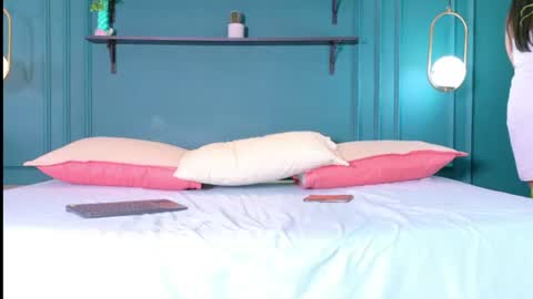 Snapshot of melydoll_ chatting on June 14, 2026, 7:05 pm Maelly online show from June 14, 2026, 7:05 pm