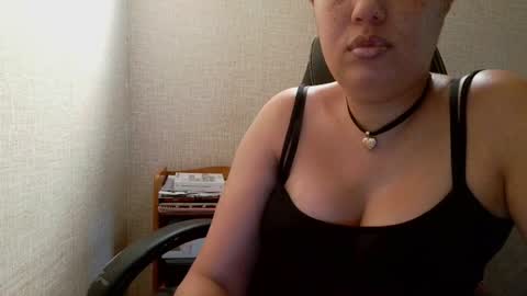 Snapshot of melyssaluv chatting on July 9, 2026, 4:33 pm Melyssaluv online show from July 9, 2026, 4:33 pm