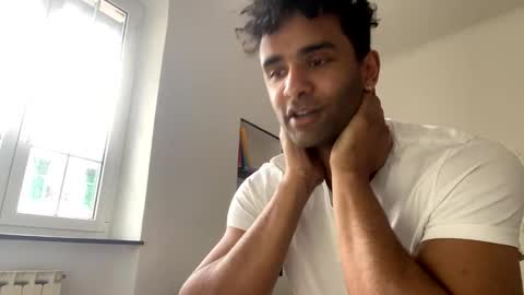 Memnon online show from March 10, 2025, 3:41 pm
