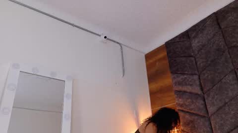  Memphis Williams  online show from September 10, 2025, 2:44 am