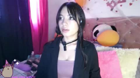 Heart  online show from October 5, 2025, 8:29 pm