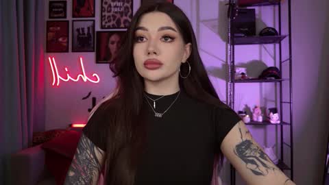 Amy Meow online show from November 18, 2025, 6:01 pm