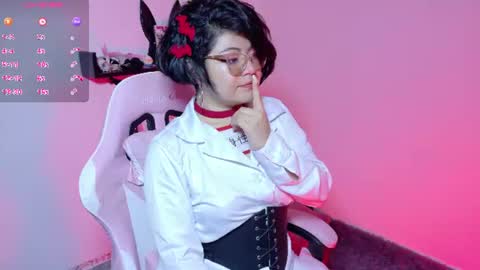 Snapshot of meow_cat4 chatting on July 2, 2026, 6:14 pm Cata online show from July 2, 2026, 6:14 pm