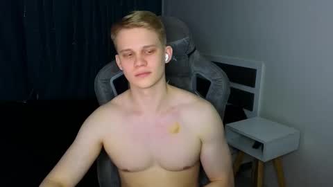 Mickey online show from March 26, 2026, 3:06 pm