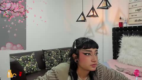 Snapshot of meow_mota chatting on February 15, 2025, 1:27 pm Valentina online show from February 15, 2025, 1:27 pm