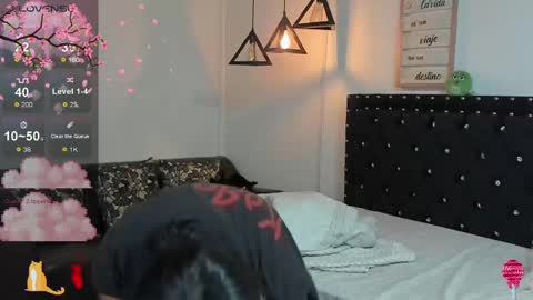 Snapshot of meow_mota chatting on March 8, 2025, 2:55 am Valentina online show from March 8, 2025, 2:55 am