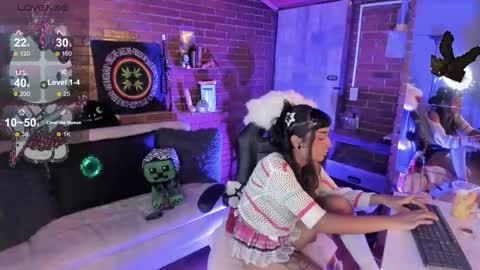 Snapshot of meow_mota chatting on September 12, 2025, 3:01 pm Valentina online show from September 12, 2025, 3:01 pm