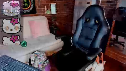 Snapshot of meow_mota chatting on September 23, 2025, 8:56 pm Valentina online show from September 23, 2025, 8:56 pm