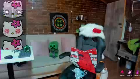 Snapshot of meow_mota chatting on September 24, 2025, 8:45 pm Valentina online show from September 24, 2025, 8:45 pm