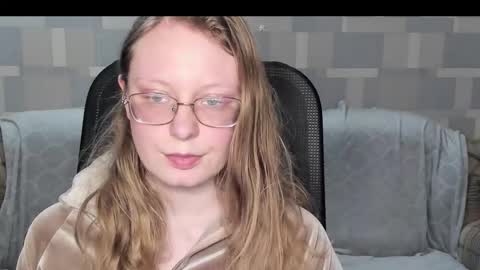 meowcr online show from January 15, 2026, 6:33 pm