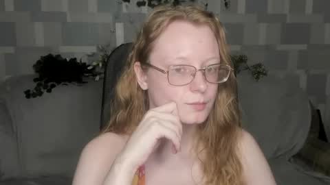 Snapshot of meowcr chatting on May 4, 2026, 6:15 pm meowcr online show from May 4, 2026, 6:15 pm