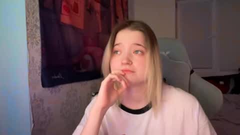 meowme online show from December 31, 2024, 10:45 pm