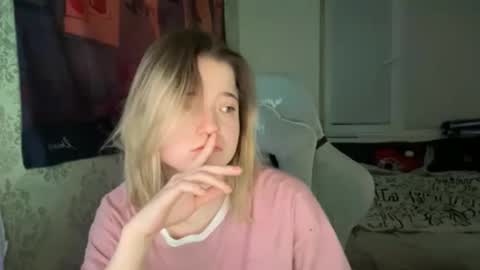 meowme online show from January 2, 2025, 10:11 pm