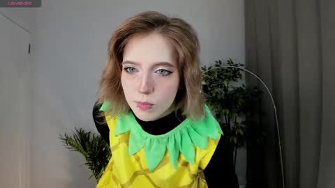 Snapshot of meowpff chatting on November 25, 2025, 1:55 pm meowpff online show from November 25, 2025, 1:55 pm