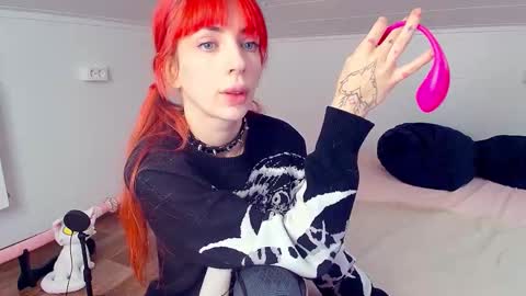 meowroslava online show from December 17, 2025, 11:05 am