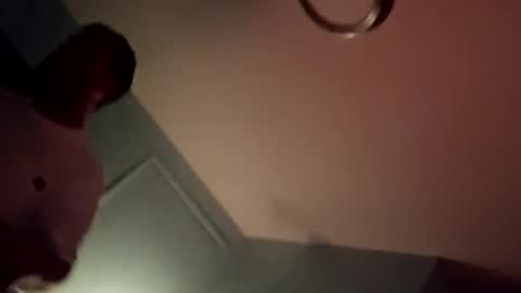 meowzers777 online show from April 1, 2026, 8:59 am