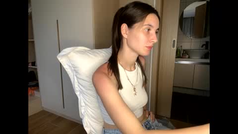 LEVA online show from May 21, 2026, 11:17 am