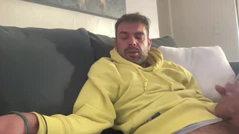 Mercedes190d online show from February 6, 2026, 12:30 pm