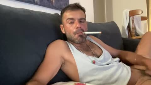 Snapshot of mercedes190d chatting on June 28, 2026, 12:27 am Mercedes190d online show from June 28, 2026, 12:27 am