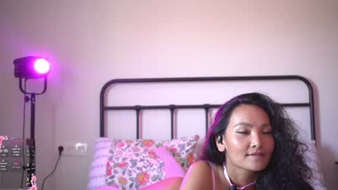Snapshot of mercedesss_8 chatting on June 24, 2026, 12:04 pm Next show on 03 Dec online show from June 24, 2026, 12:04 pm