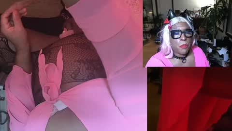 Tsukiko online show from January 1, 2025, 11:49 am