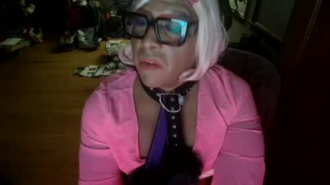 Tsukiko online show from January 2, 2025, 10:26 am