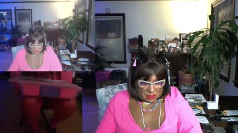 Tsukiko online show from January 13, 2025, 6:49 am