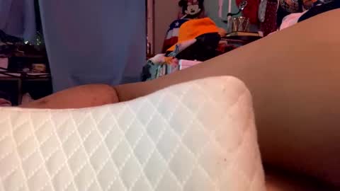 Snapshot of merelyalover chatting on December 30, 2024, 2:08 pm gurlnips online show from December 30, 2024, 2:08 pm