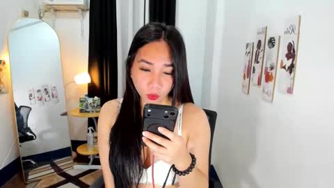 MereseLaurelTS online show from April 22, 2026, 4:59 am