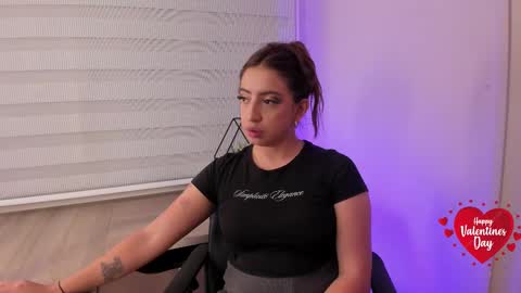 Merida  online show from February 14, 2025, 6:40 pm