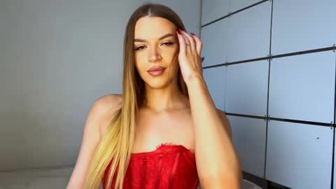 Rina online show from April 9, 2026, 11:37 am