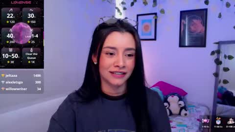 Merilyn  online show from October 17, 2025, 5:15 pm
