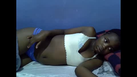 merlin_queen online show from September 13, 2025, 5:40 am