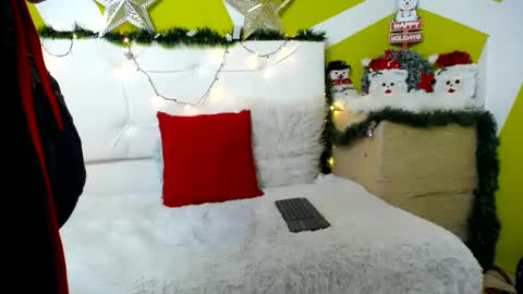 Merlina online show from December 6, 2024, 9:13 pm